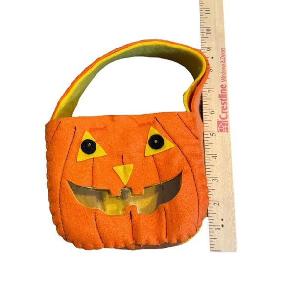 Pumpkin Light Up Eyes Treat Bucket Halloween Jack-o'-Lantern Spooky Season - Picture 4 of 4
